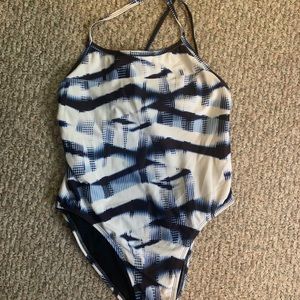 Jackson 2 jolyn onsie size 34